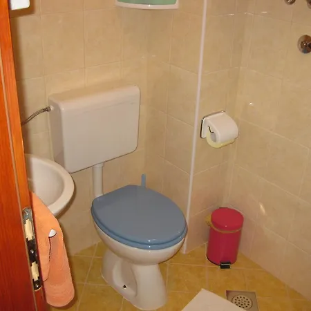 Roby Apartment